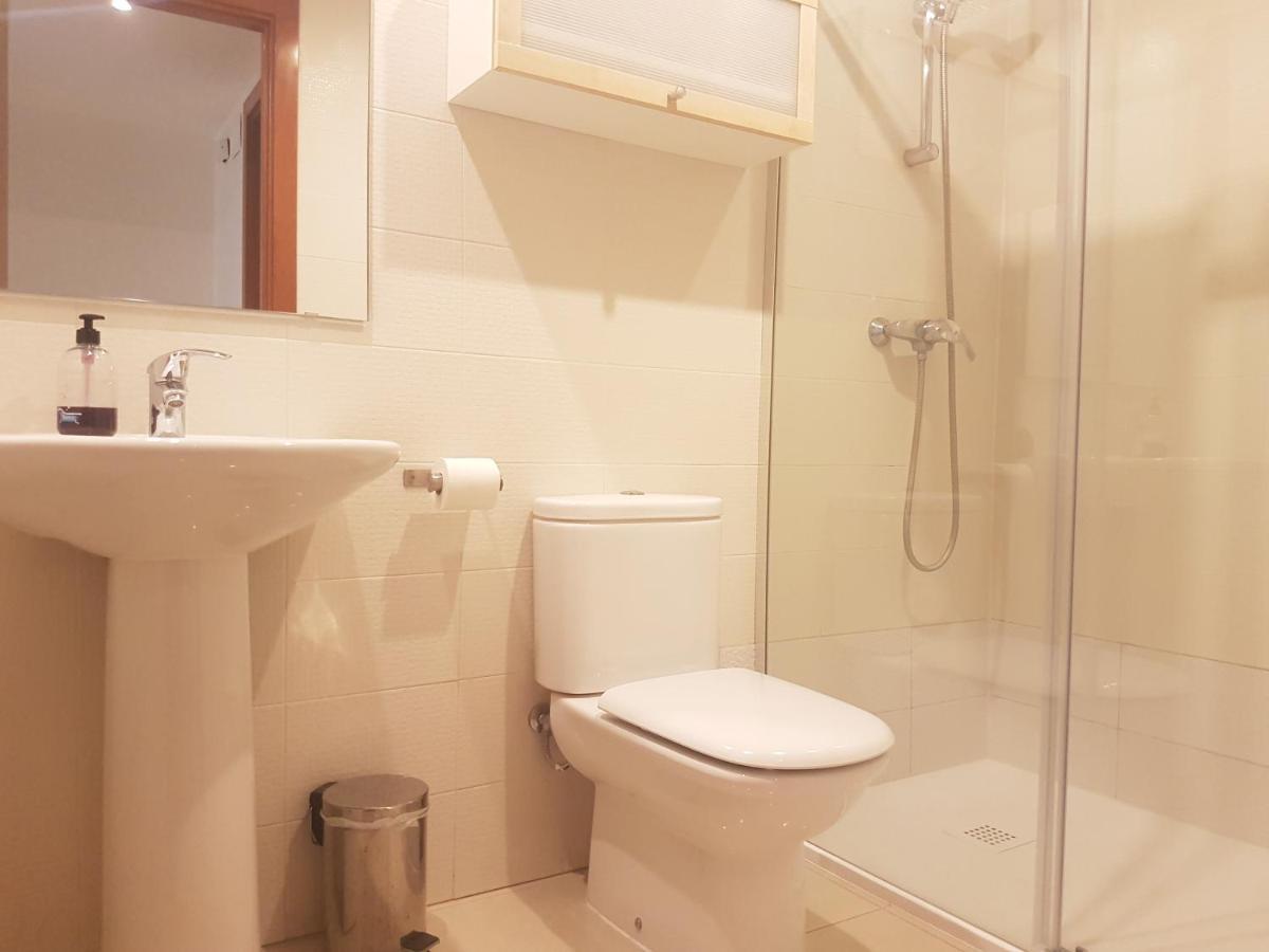 Beautiful Apartment 75M2 With View At The Beach, Pool, Parking Roses Exterior foto